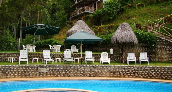 piscina-fundo-san-jose-lodge